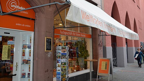 Kirchenbank als Theke